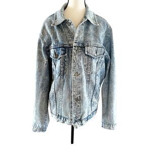 Vintage 80’s maryk & co. Light Blue Acid Wash Distret Jean Jacket Cotton